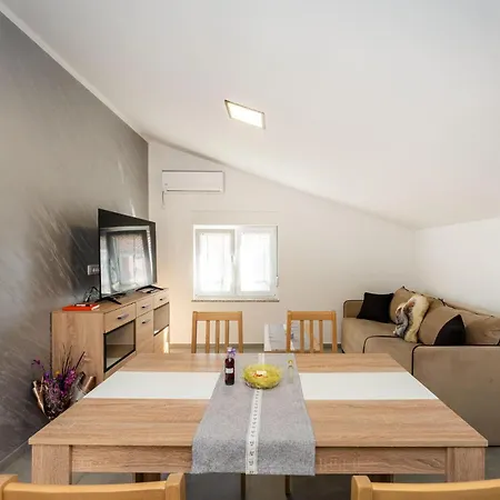 1 Bedroom In アパート