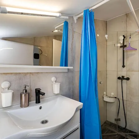 1 Bedroom In アパート *