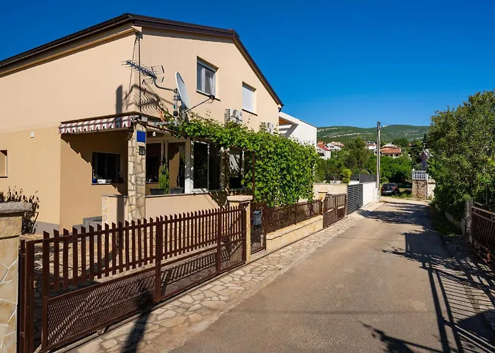 Apartment Awesome In